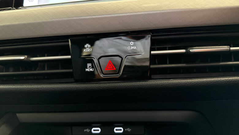 Volkswagen Golf 1.5 TSI Life 5dr Petrol Hatchback